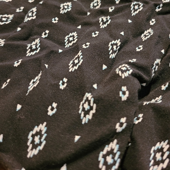 Skirt - Picture 2 of 3